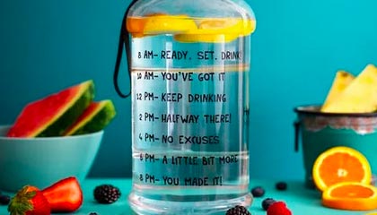 AYX体育-勒沃库森新援首次进球，勒沃库森新帅