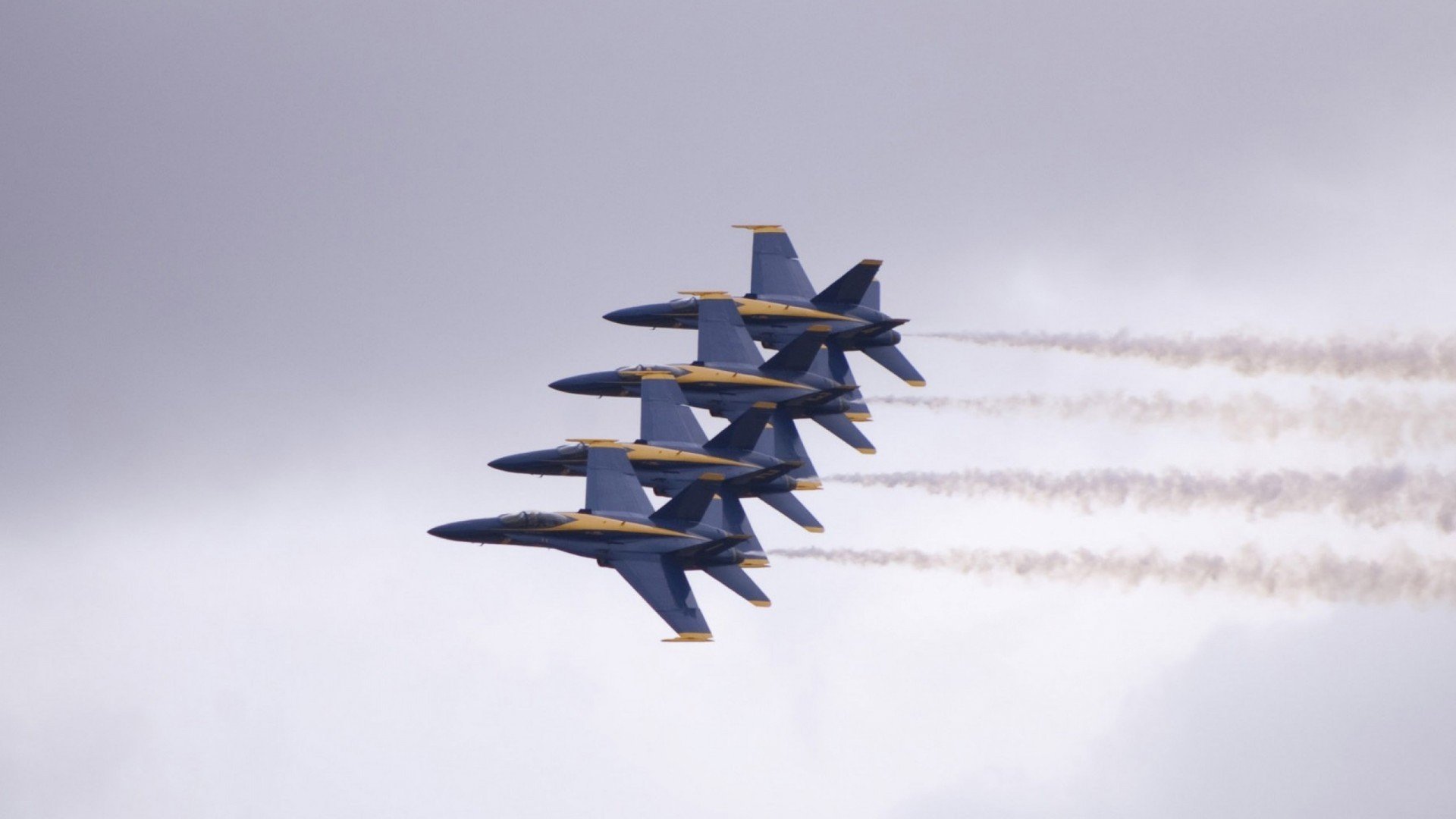 火箭召开战术交流会鼓励球员发言建言，火箭队发言