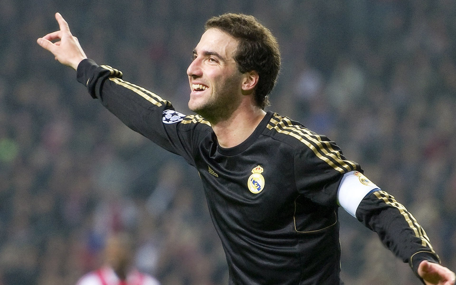 天空漂浮气球赛，梦幻般的视觉盛宴，天空飘的气球叫什么